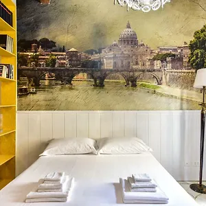 Trastevere Queen Apartment